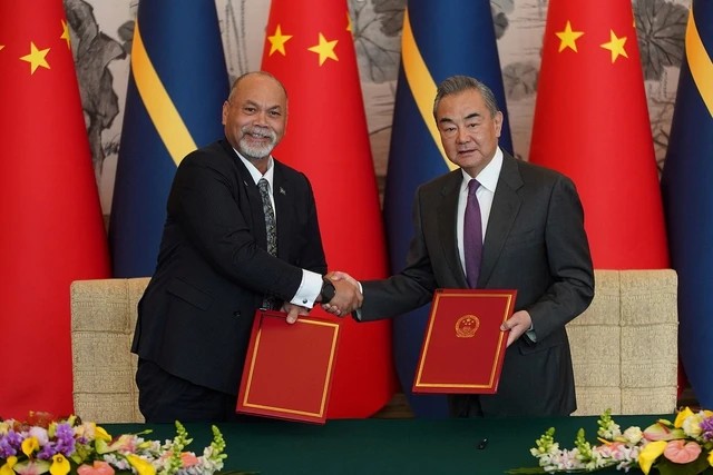 bien-dong-ngoai-giao-nauru-trung-quoc-bai-hoc-dau-tu-quoc-tich-at-express-1.jpg